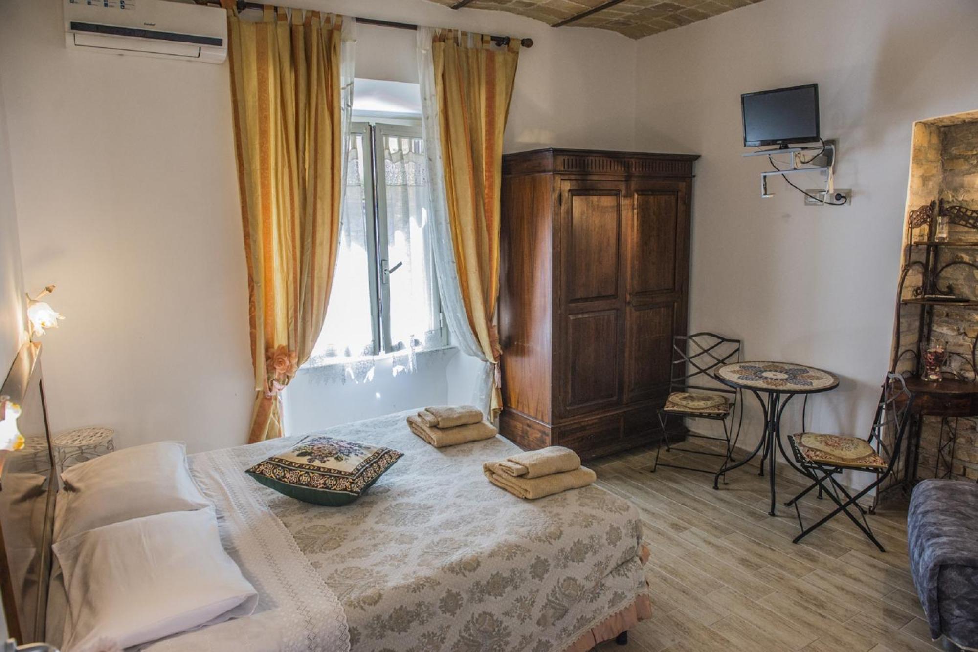 All'Ombra Del Cupolone Rome Room photo
